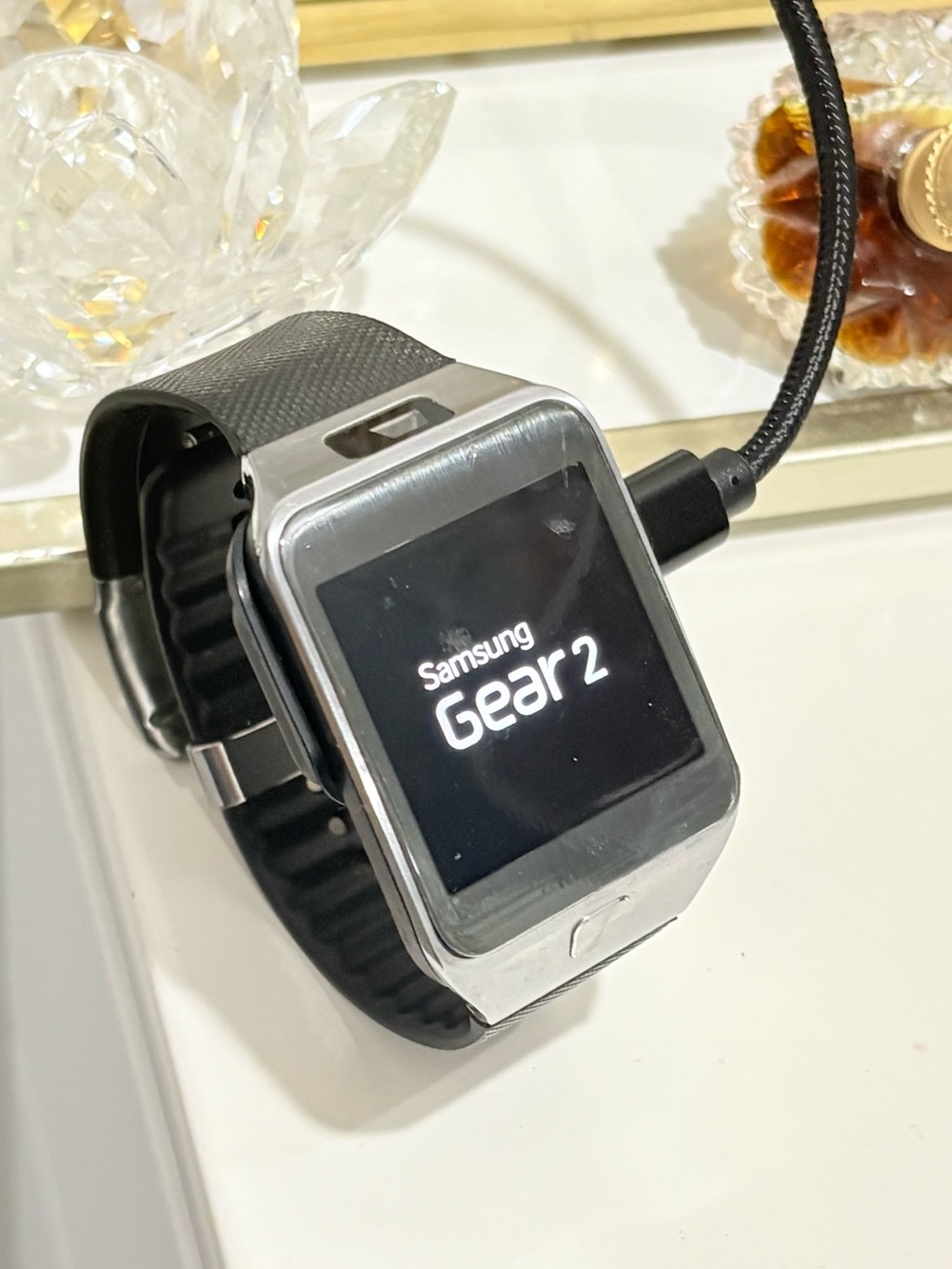 Samsung Gear 2 Smartwatch 42mm Silver Metal Case Black
Rubber Band Camera FPR